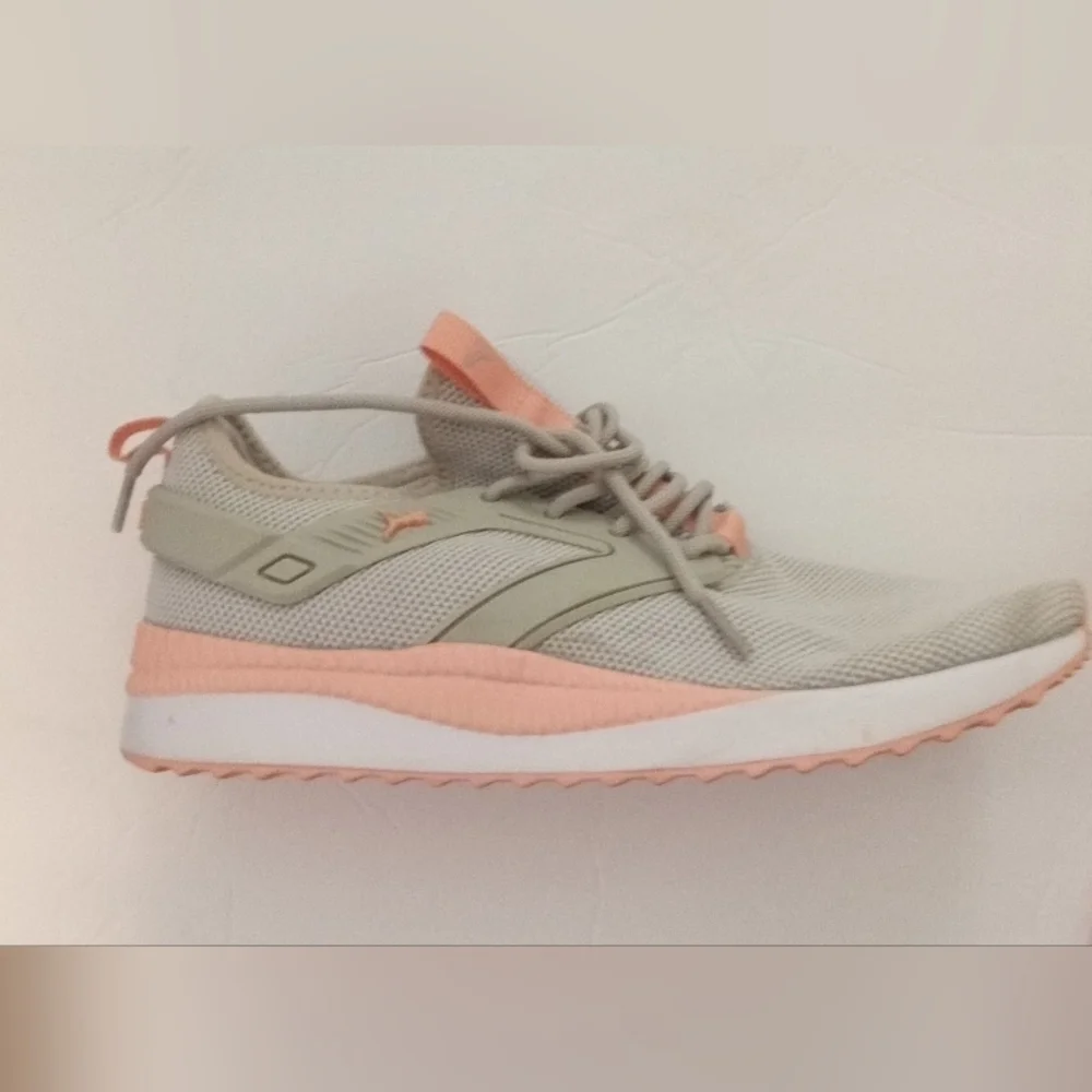 Puma Pacer Next Cage‎ Sneakers – Women’s Size 9 / Men’s 7.5